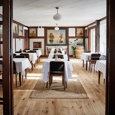 Strandly Hotel 3*