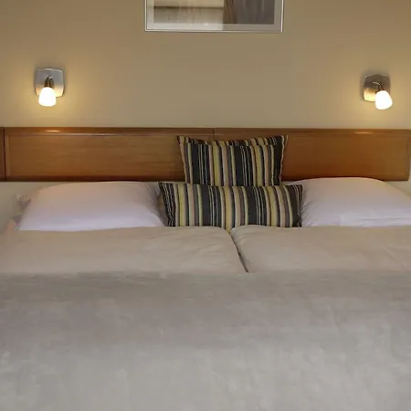 Strandly Hotel