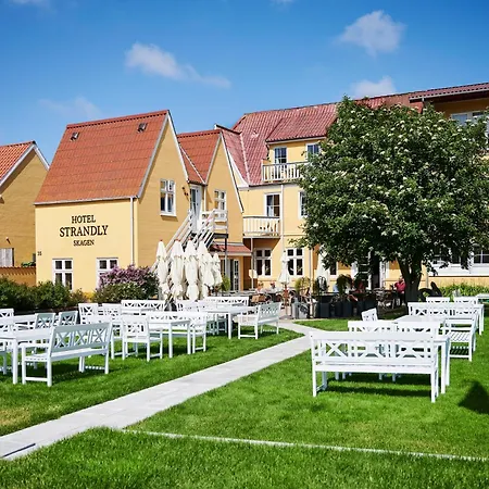 Hotel Strandly