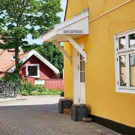 Hotel Strandly 3*