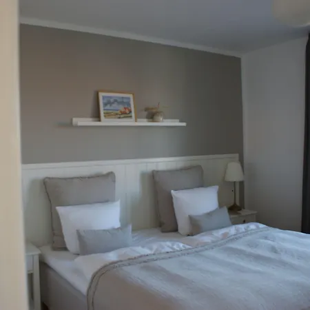 Strandly Hotel 3*