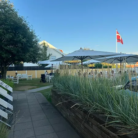 Strandly Hotel