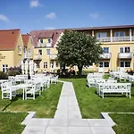 Strandly Ξενοδοχείο 3*
